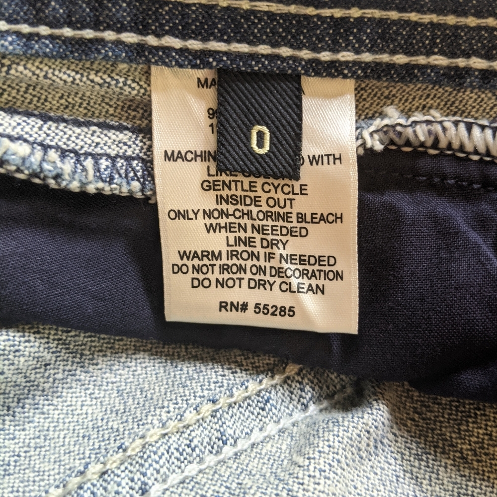 Jeans - Picture 7 of 8